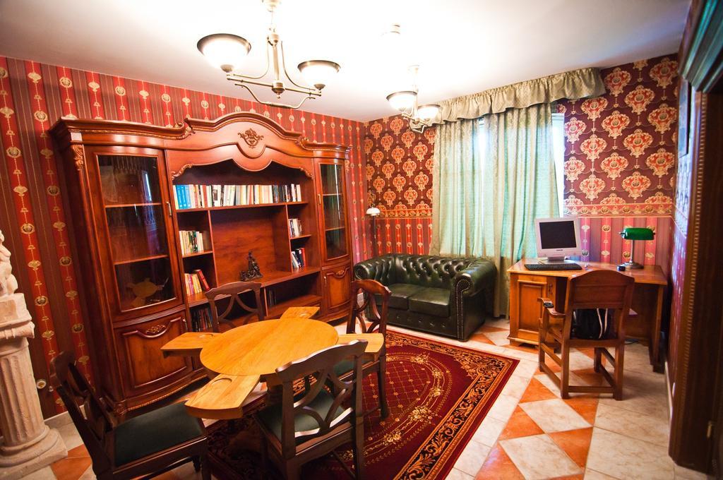 Hotel Mazurski Dworek Mikołajki Ngoại thất bức ảnh
