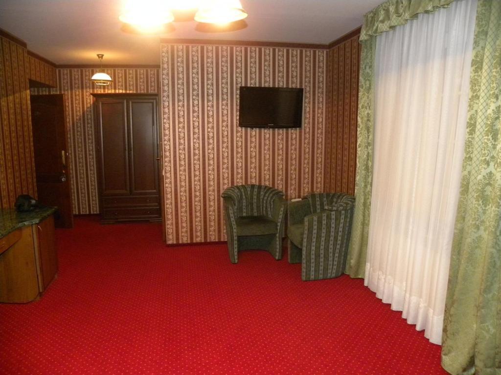 Hotel Mazurski Dworek Mikołajki Phòng bức ảnh
